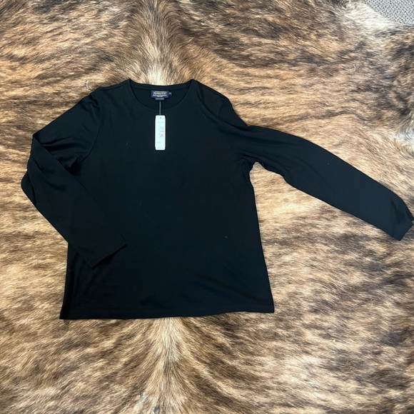 Pendleton Tops - Pendleton Black Long Sleeve Crewneck Top